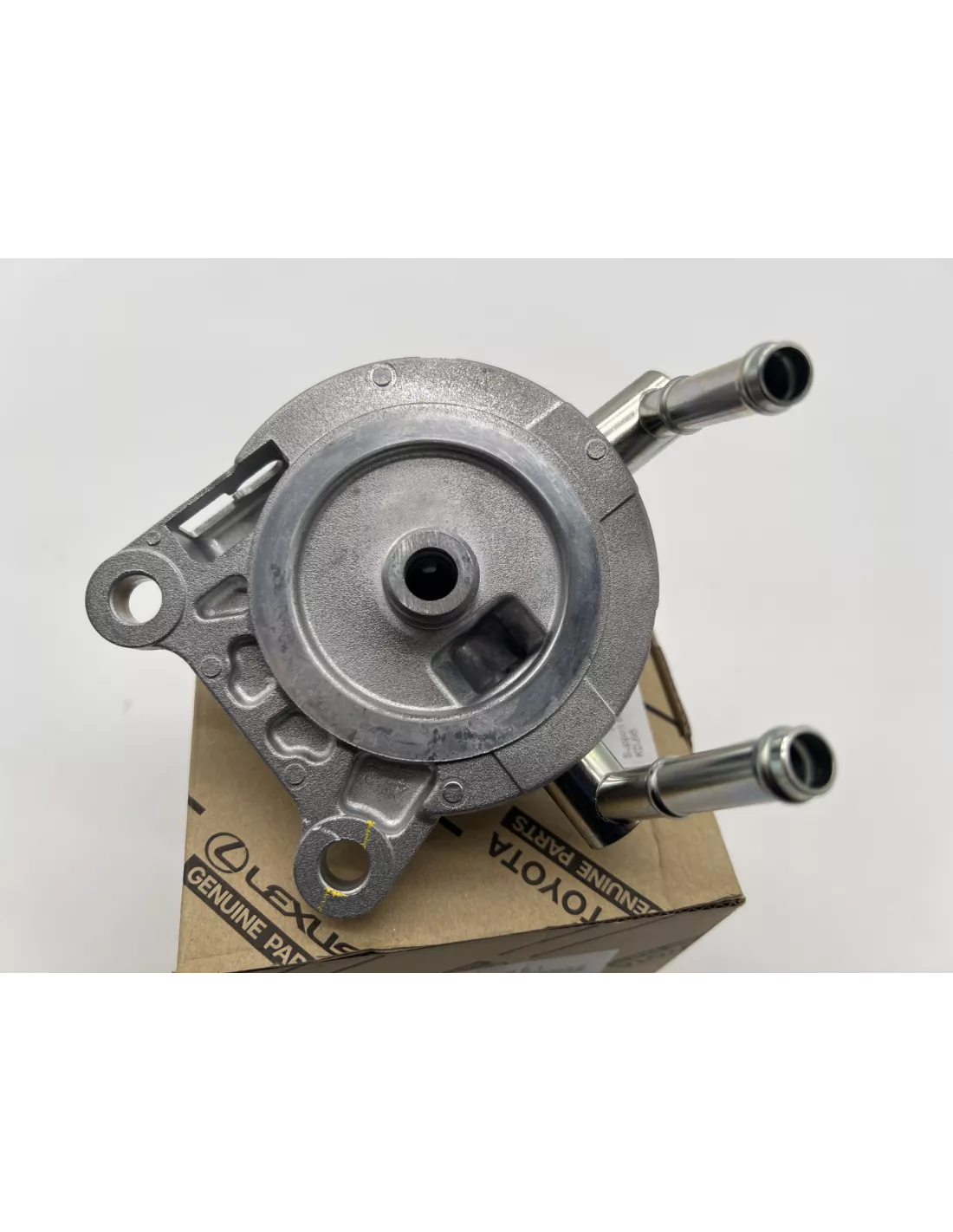 Support filtre gasoil sans réchauffeur KDJ90 KDJ95 TOYOTA -