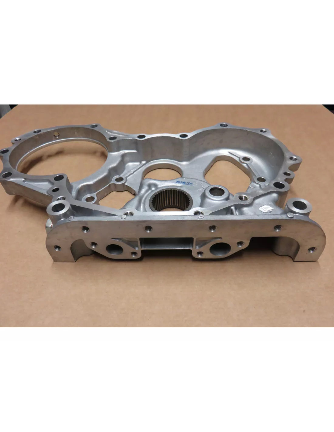 Pompe à huile HJ60 10/85 avec carter distribution AISIN -