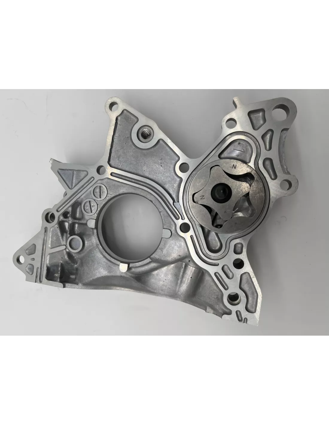 Pompe à huile RAV4 1CD-FTV 115Cv AISIN - accessoire 4x4