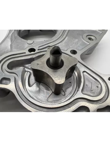 Pompe à huile RAV4 1CD-FTV 115Cv AISIN - accessoire 4x4