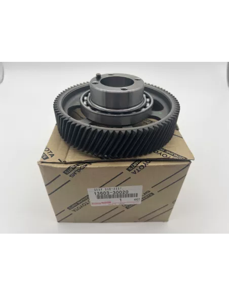 Pignon de pompe à injection dans carter de distribution KDJ12 166cv