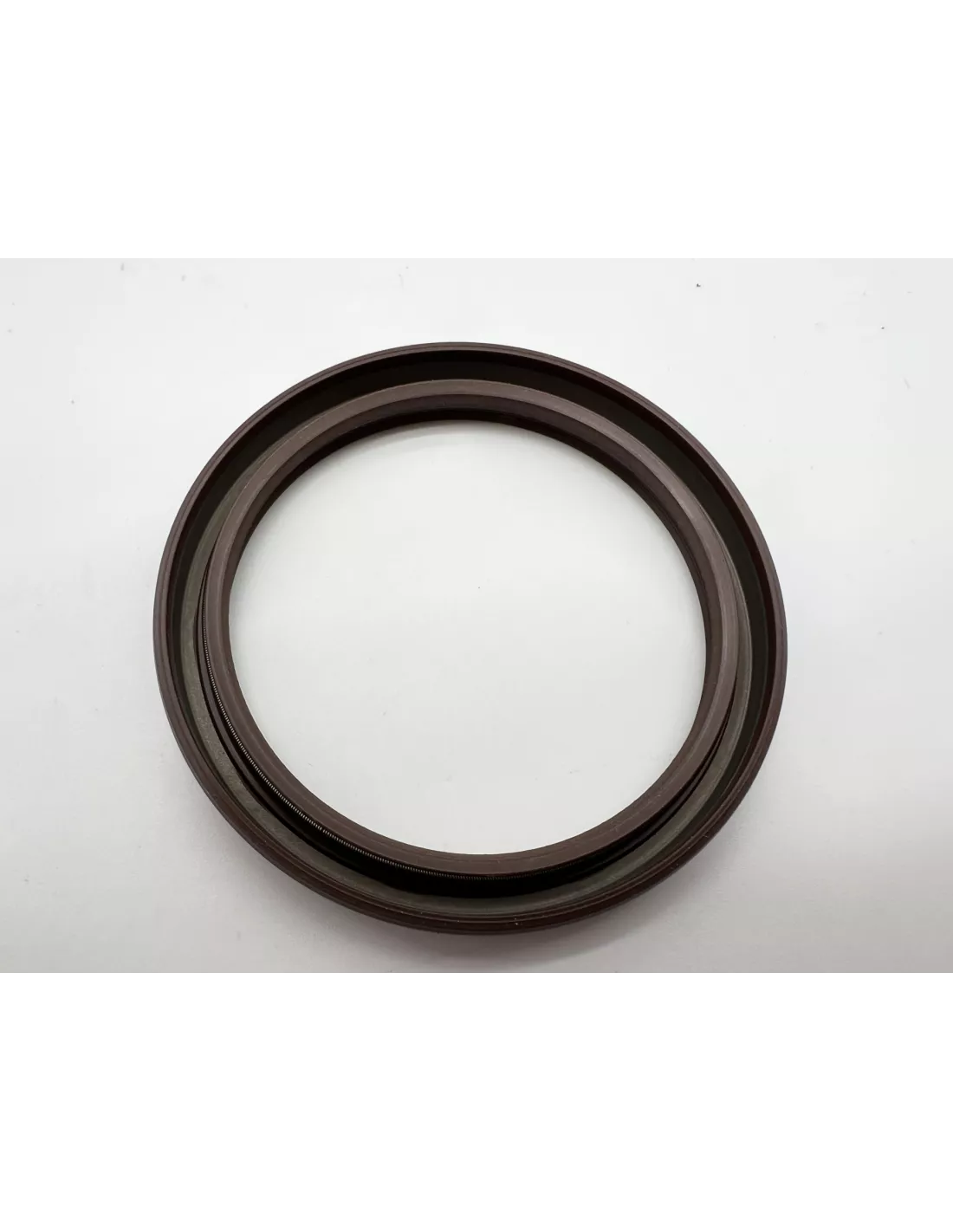 Joint spi pignon pompe à injection sur carter de distribution HDJ80