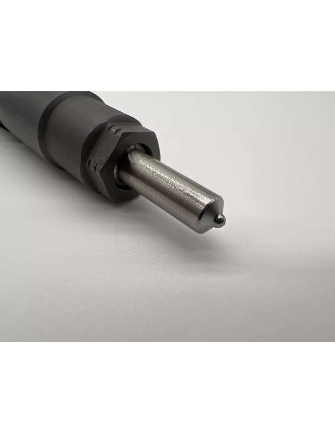 Injecteur NEUF Denso Hilux Vigo 2KD-FTV 2.5D4-D DENSO - accessoire 4x4