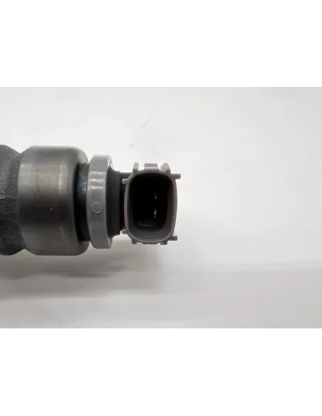 Injecteur NEUF Denso Hilux Vigo 2KD-FTV 2.5D4-D DENSO - accessoire 4x4