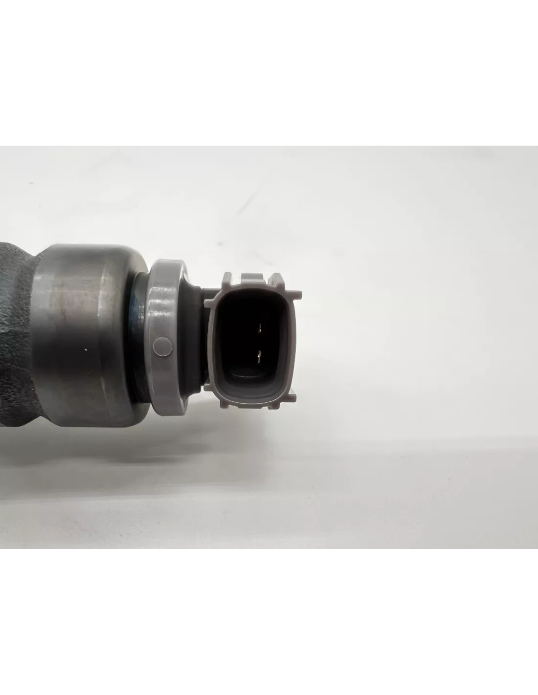 Injecteur NEUF Denso Hilux Vigo 2KD-FTV 2.5D4-D DENSO - accessoire 4x4