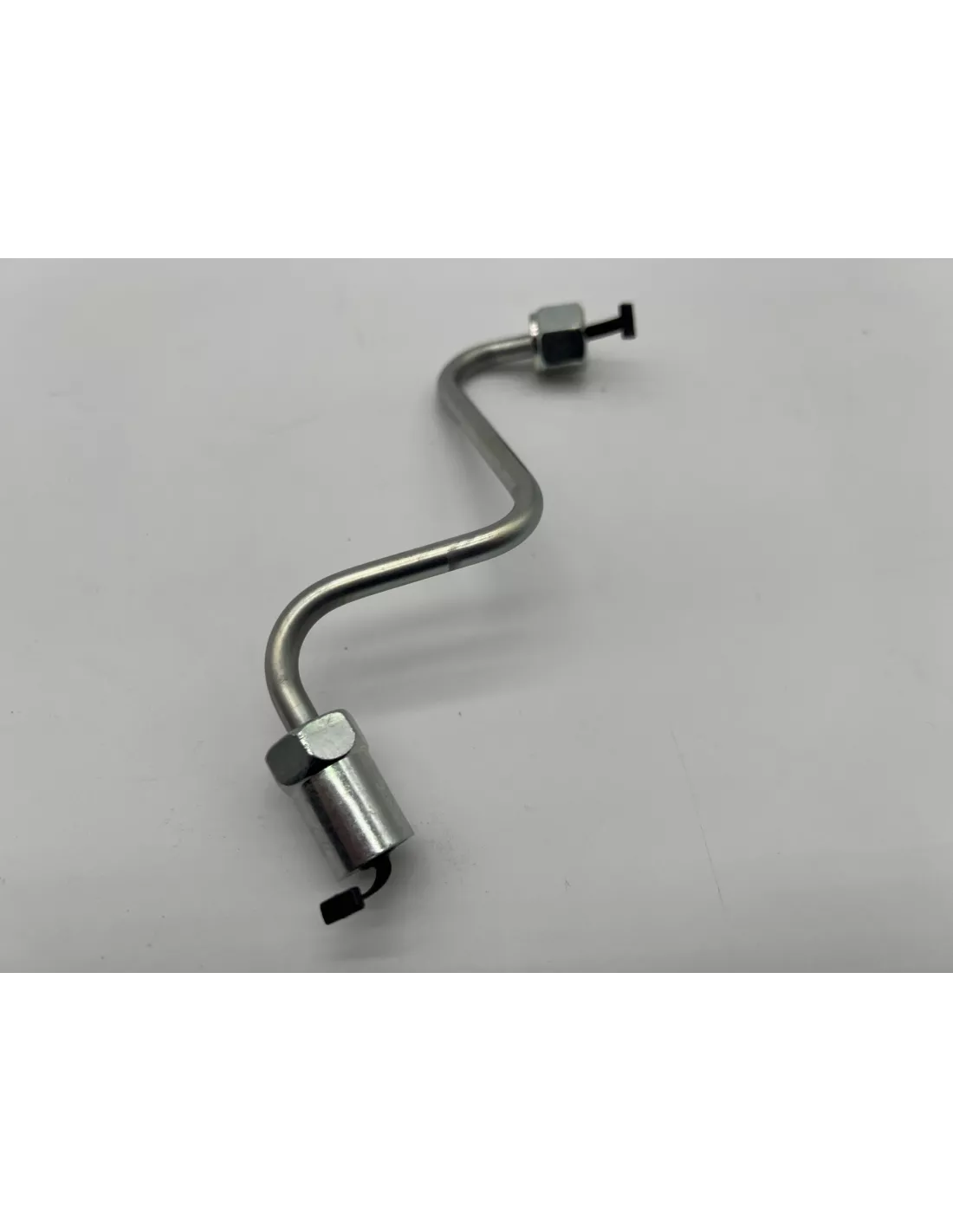 Conduite rigide haute pression injecteur No1 et No4 VDJ200 286cv