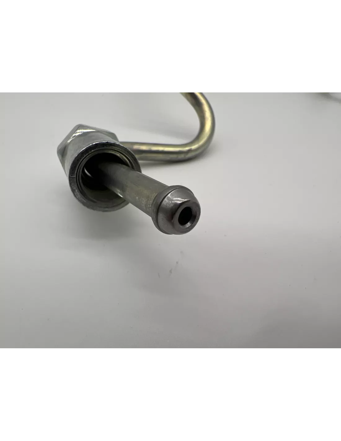 Conduite rigide haute pression injecteur No2 KDJ9 KDJ12 163cv TOYOTA