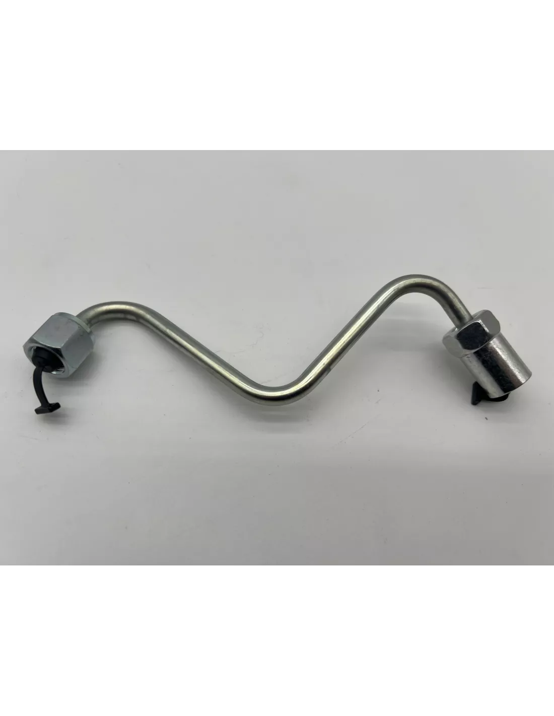 Conduite rigide haute pression injecteur No4 et No1 VDJ200 286cv