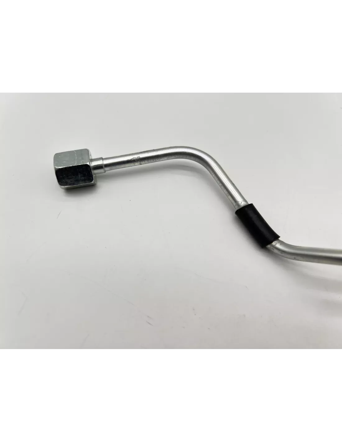 Conduite rigide haute pression injecteur No6 HDJ80 12s TOYOTA -