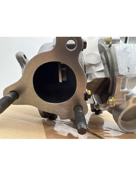 Turbocompresseur droit géométrie variable Toyota VDJ200 TOYOTA -