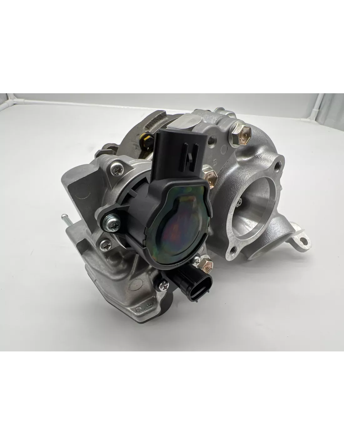 Turbocompresseur gauche géométrie variable Toyota VDJ200 TOYOTA -