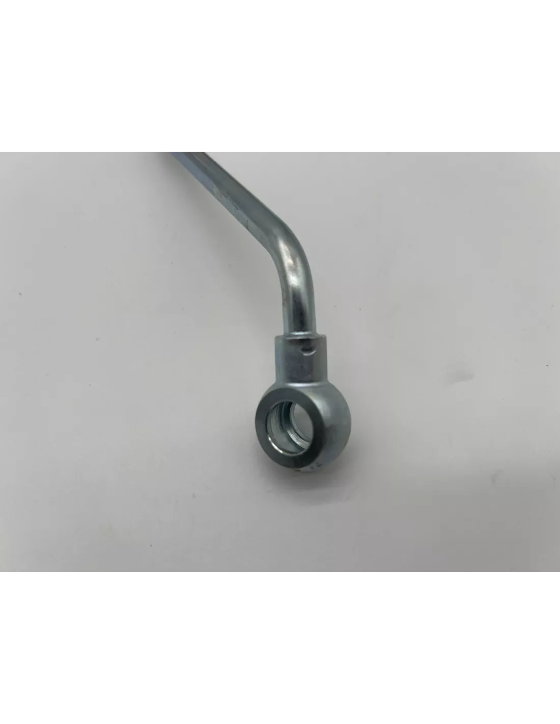 Tube rigide alimentation huile turbo KDJ9 KDJ12 163cv 166cv TOYOTA -