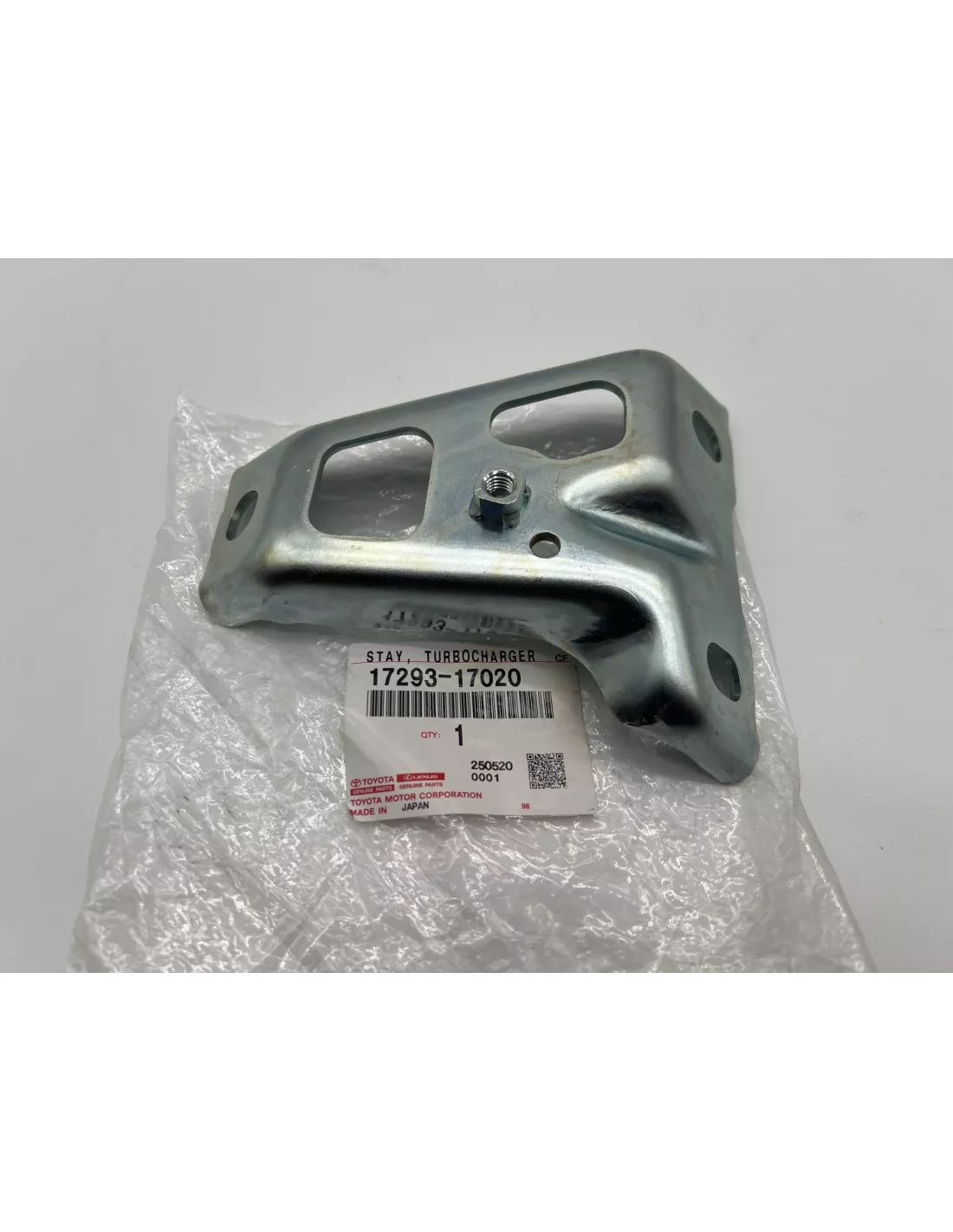 Patte métallique support turbo HDJ80 HDJ100 TOYOTA - accessoire 4x4
