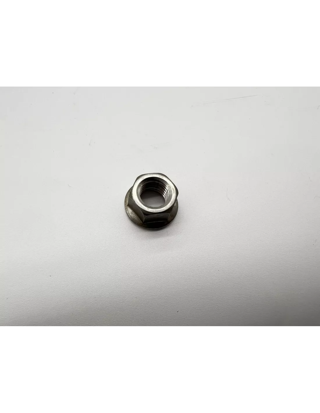 Ecrou de goujon prisonnier turbo HDJ80 24s HDJ100 TOYOTA - accessoire
