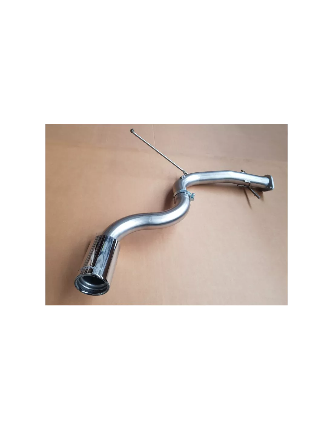 Sortie laterale (embout poli diam.90mm.) apres catalyseur Tecinox