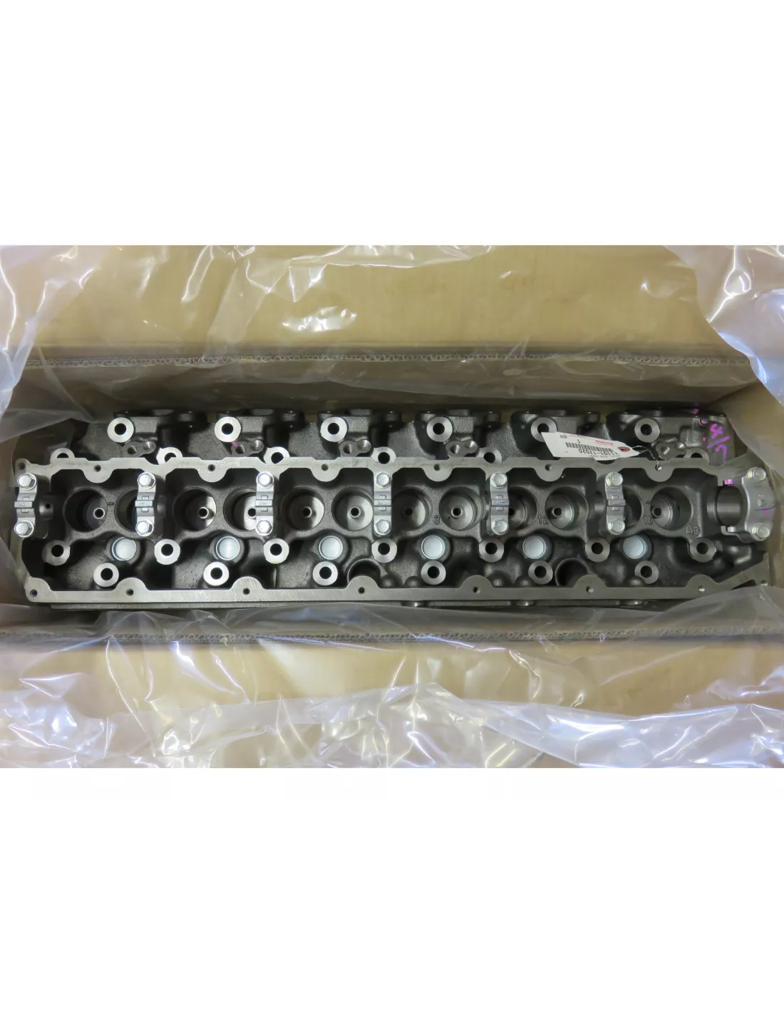 Culasse nue Land Cruiser HDJ80 12s - avec guides de soupapes TOYOTA -
