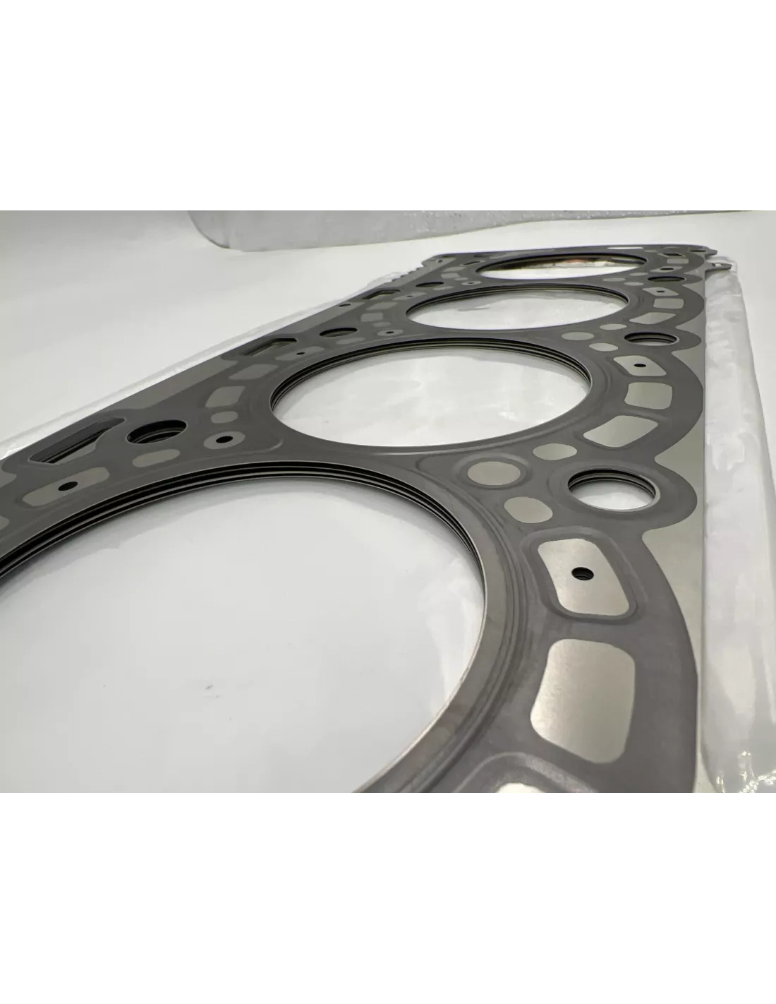 Joint de culasse gauche type E VDJ200 TOYOTA - accessoire 4x4