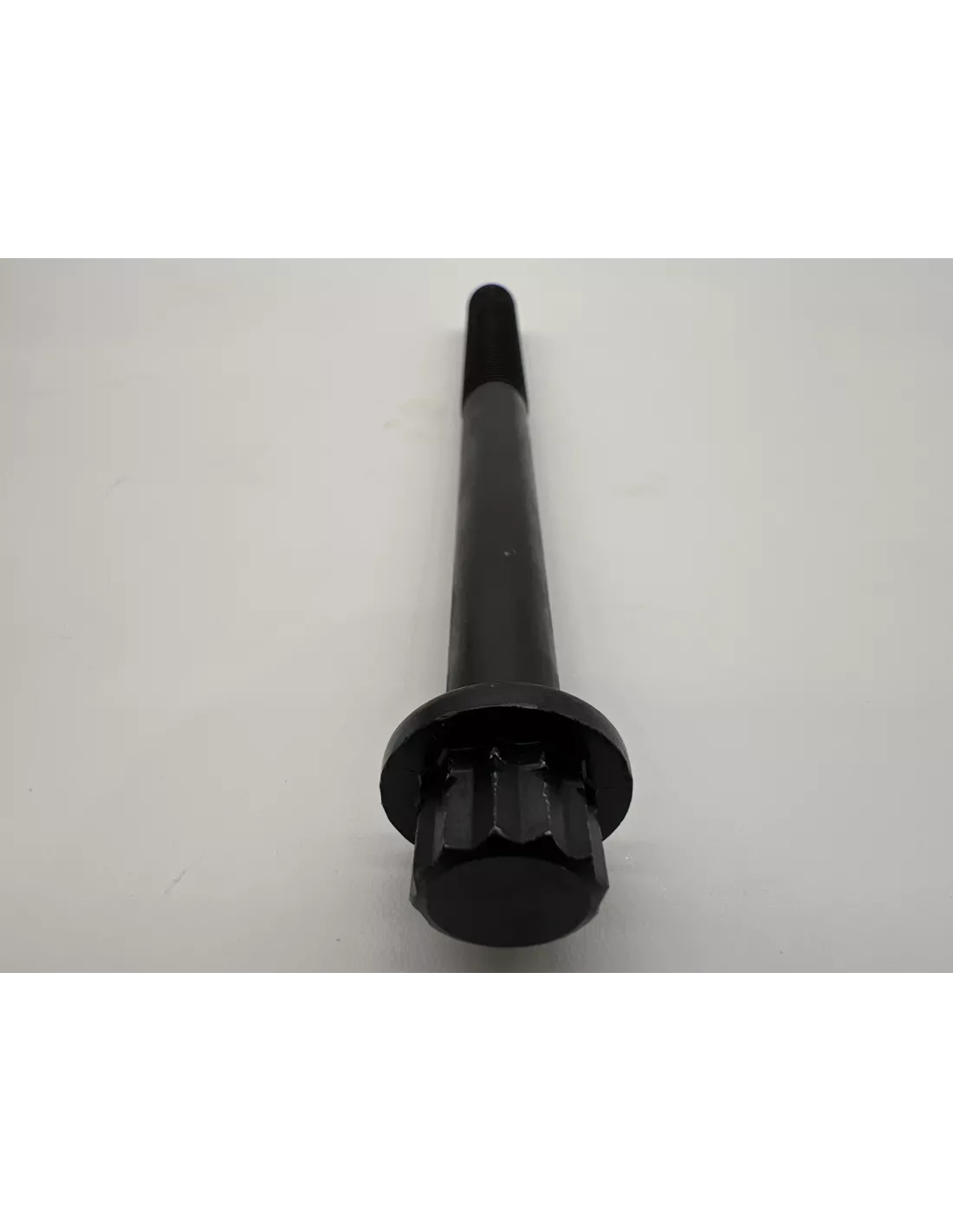 Vis culasse longueur 133.5mm HDJ80 HDJ100 HZJ7 motorisations 1HZ 1PZ