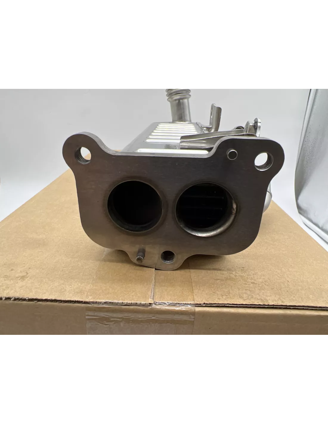 Refroidisseur EGR recirculation gaz échappement KDJ12 KDJ15 173cv