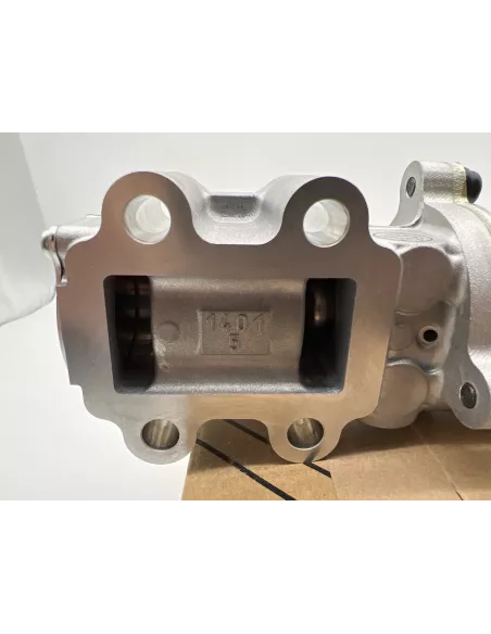 Vanne EGR recirculation gaz échappement No1 VDJ200 TOYOTA -