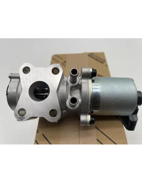Vanne EGR recirculation gaz échappement No1 VDJ200 TOYOTA -