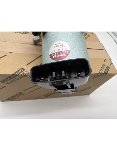 Vanne EGR recirculation gaz échappement No2 VDJ200 TOYOTA -