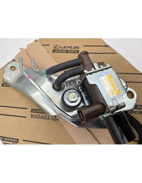 Vanne EGR recirculation gaz échappement KDJ120 Hilux Vigo