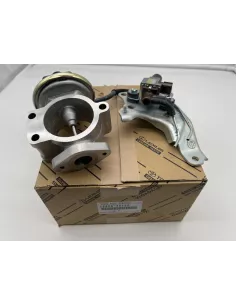 Vanne EGR recirculation gaz échappement KDJ150 KDJ155 173cv TOYOTA -