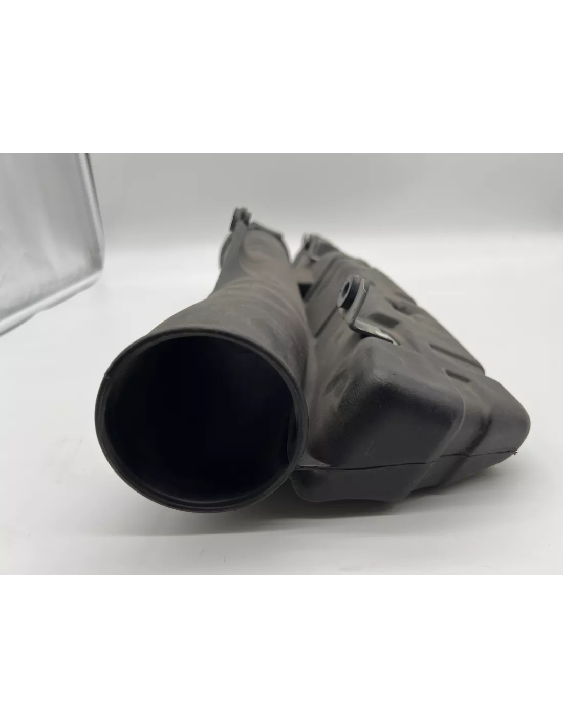 Conduite plastique aile AVD admission air vers filtre HDJ100 TOYOTA -