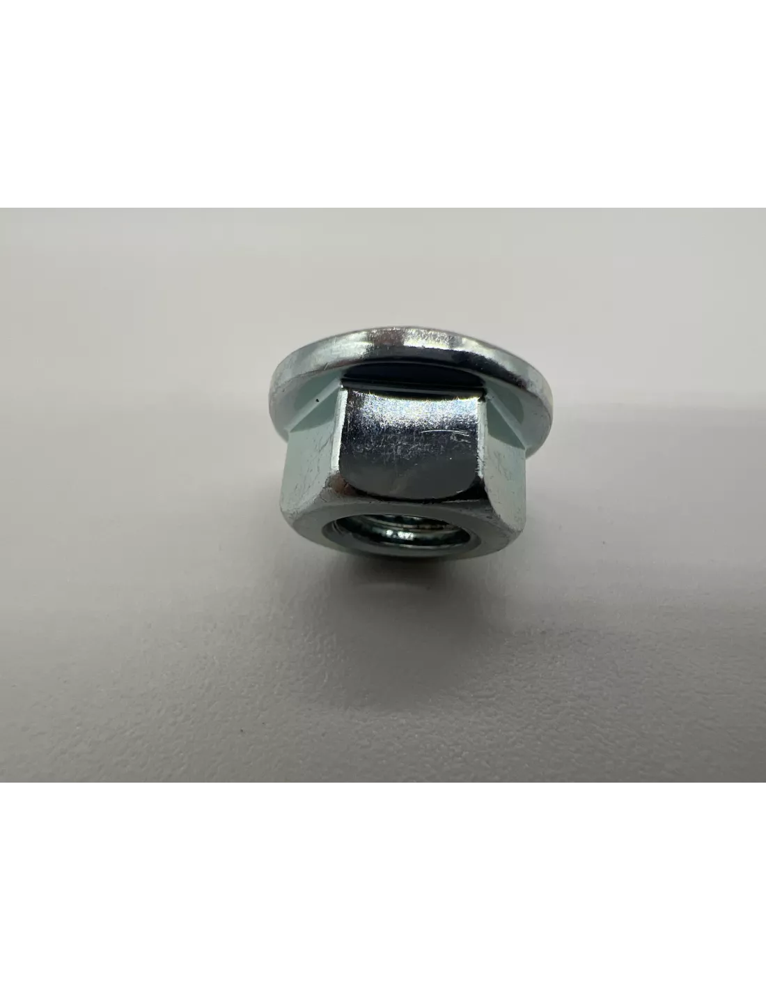Ecrou de goujon prisonnier turbo ou admission HDJ100 HDJ80 24s TOYOTA