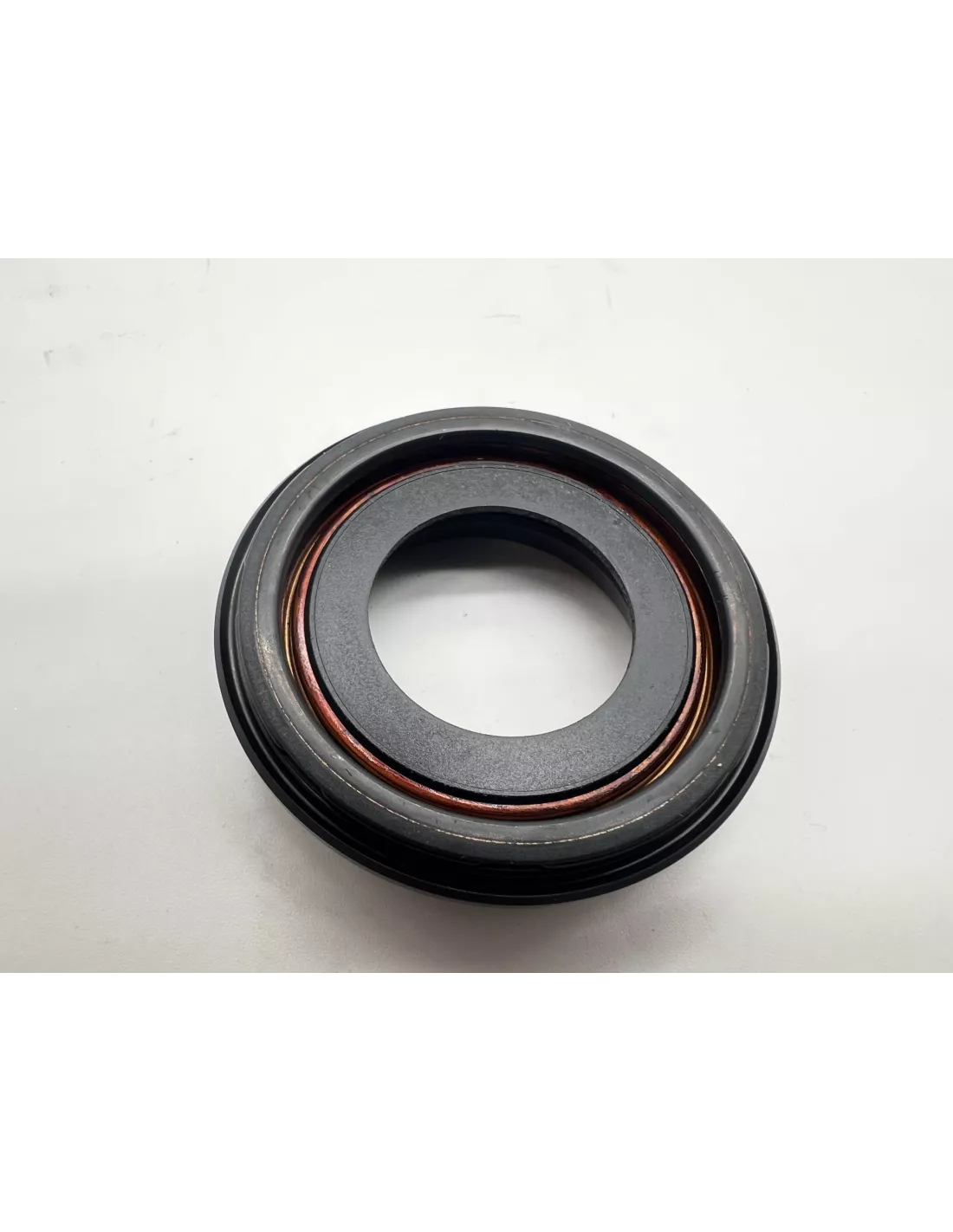 Joint rond entre injecteur et dessus cache culbuteur VDJ200 TOYOTA -