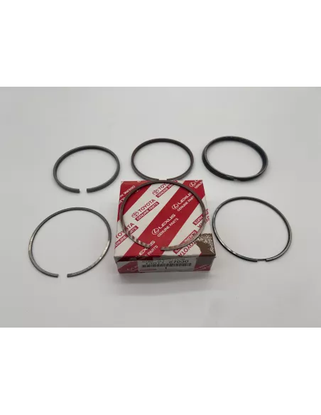 Jeu de segments pour 4 pistons KZJ7 KZJ9 TOYOTA - accessoire 4x4