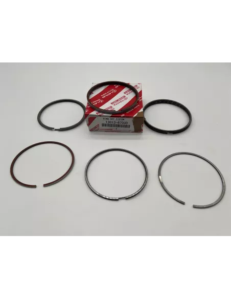 Jeu segments cote réparation 0.5 pour 4 pistons 1KZ-T KZJ7 KZJ9