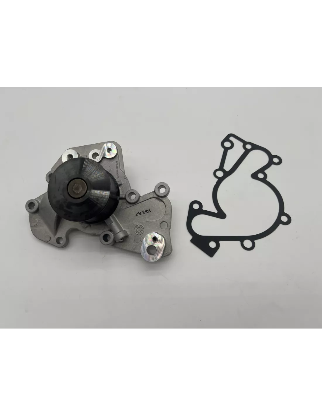 Pompe à eau Hyndai Santa Fe et Tucson 2.7i V6 AISIN - accessoire 4x4
