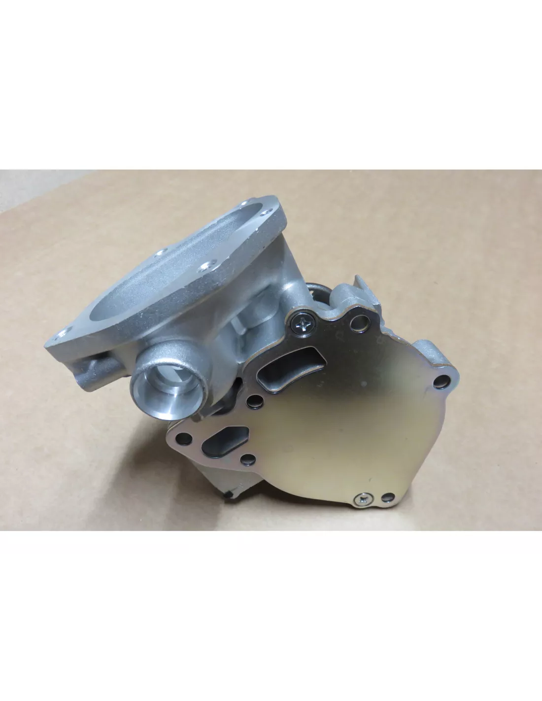 Pompe à eau L200 KB4T 2.5DID 2005 AISIN - accessoire 4x4