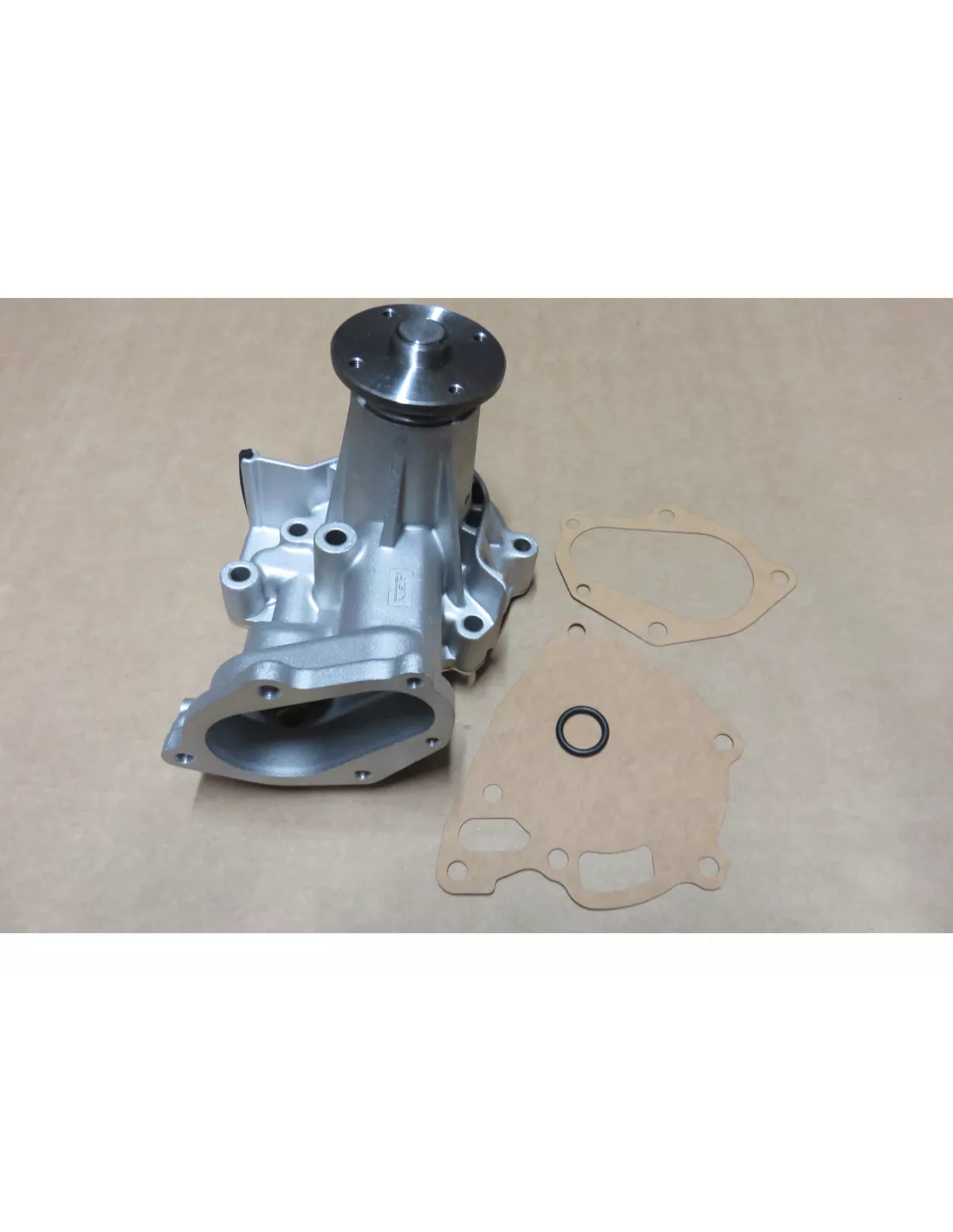 Pompe à eau L200 KB4T 2.5DID 2005 AISIN - accessoire 4x4