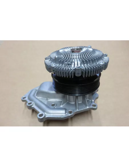 Pompe à eau Patrol GR Y61 et Terrano 2 3.0 Di AISIN - accessoire 4x4
