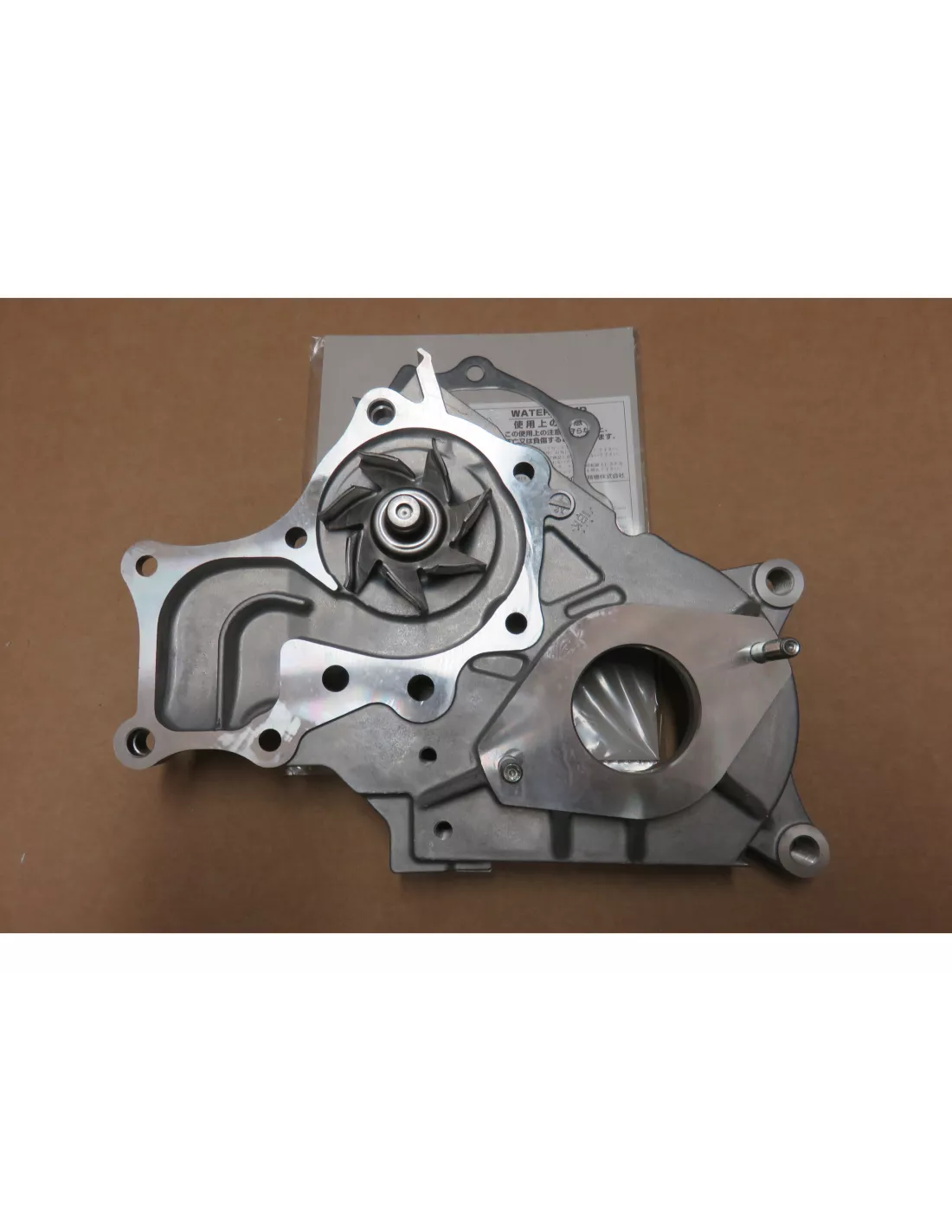 POMPE EAU RAV4 2 1CDFTV 2.0D4D 2000-2006 AISIN - accessoire 4x4