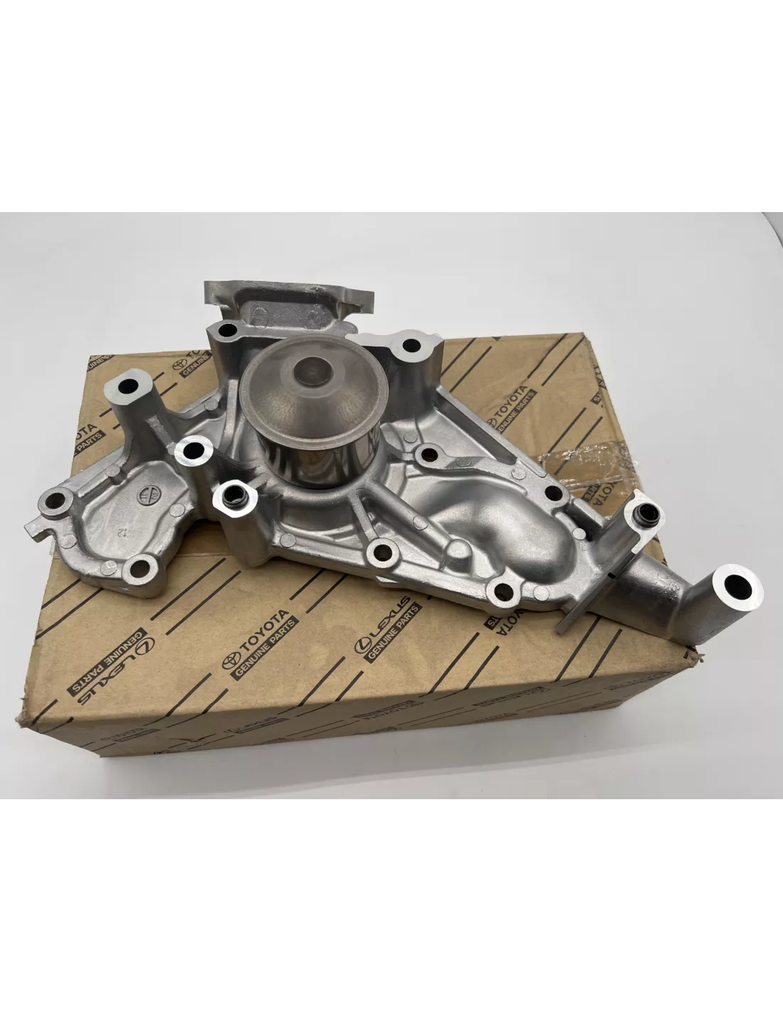 Pompe à eau UZJ100 UZJ200 TOYOTA - accessoire 4x4
