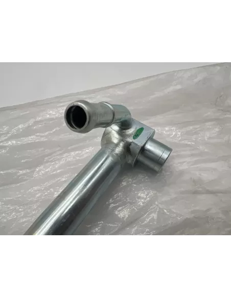 Durite métallique sur bloc moteur liquide refroidissement HDJ80