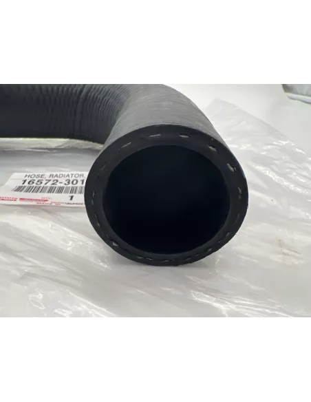 Durite inférieure radiateur de refroidissement KDJ15 TOYOTA -