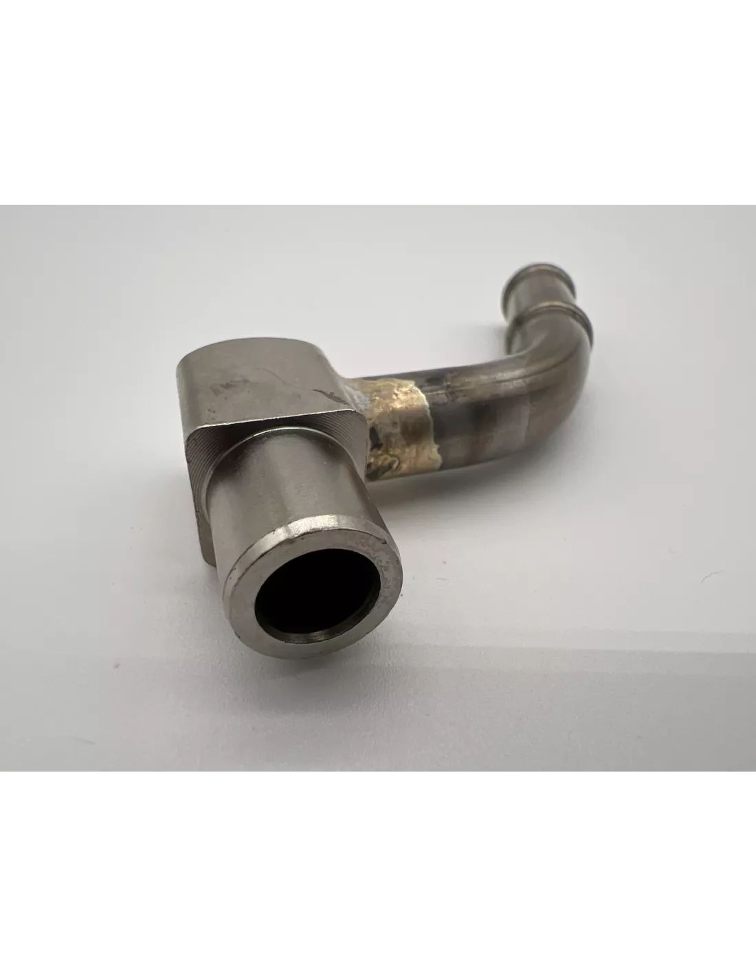 Tuyau No2 piquage liquide refroidissement turbo sur le bloc KZJ KDJ