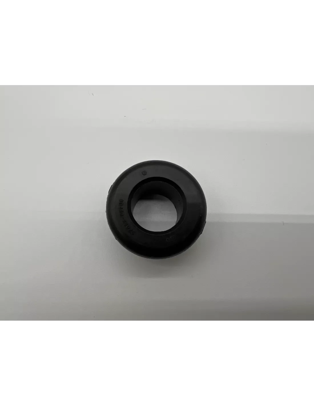 Silent bloc sous vase d'expansion HDJ100 KDJ9 TOYOTA - accessoire 4x4