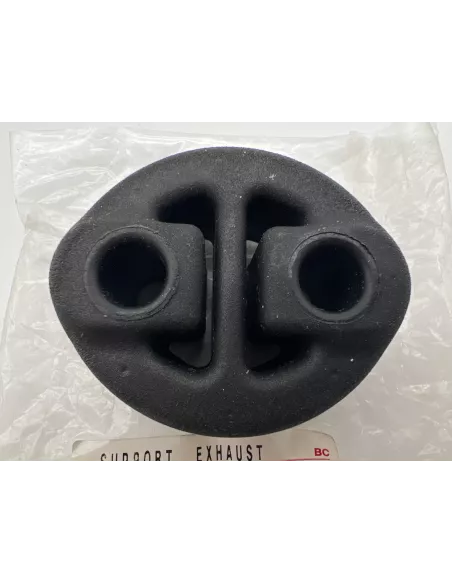 Silent bloc silencieux central échappement HDJ100 TOYOTA - accessoire