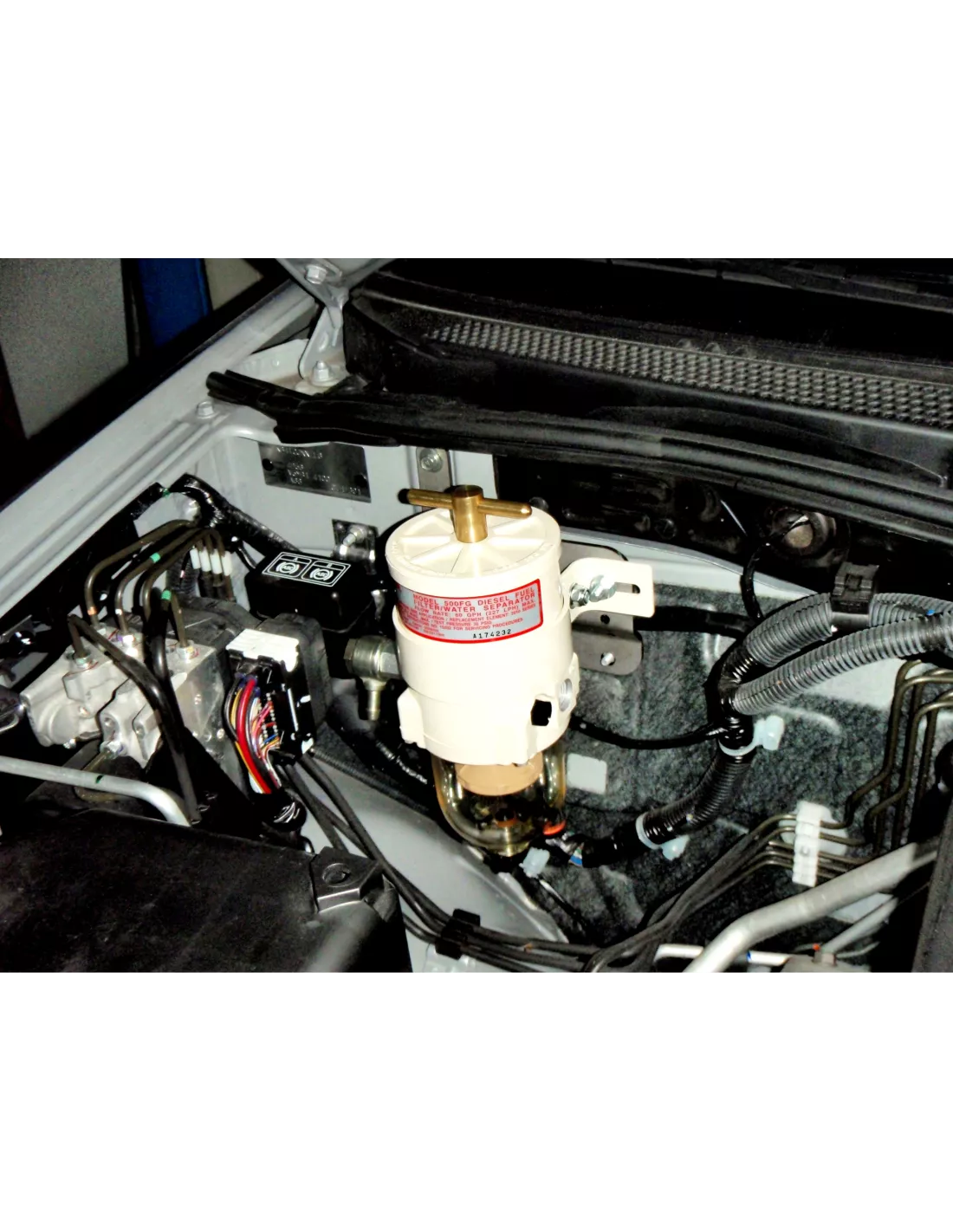 Kit de montage préfiltre Racor 500FG pour Mitsubishi L200 du 03-06 au