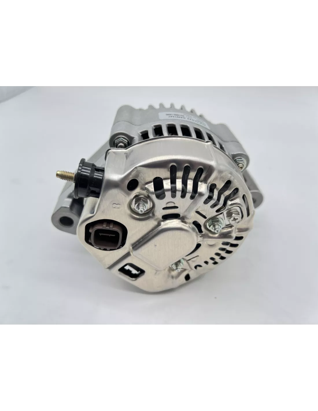 Alternateur Denso 12V 80A NEUF Land Cruiser KDJ12 KDJ9 Hilux Vigo