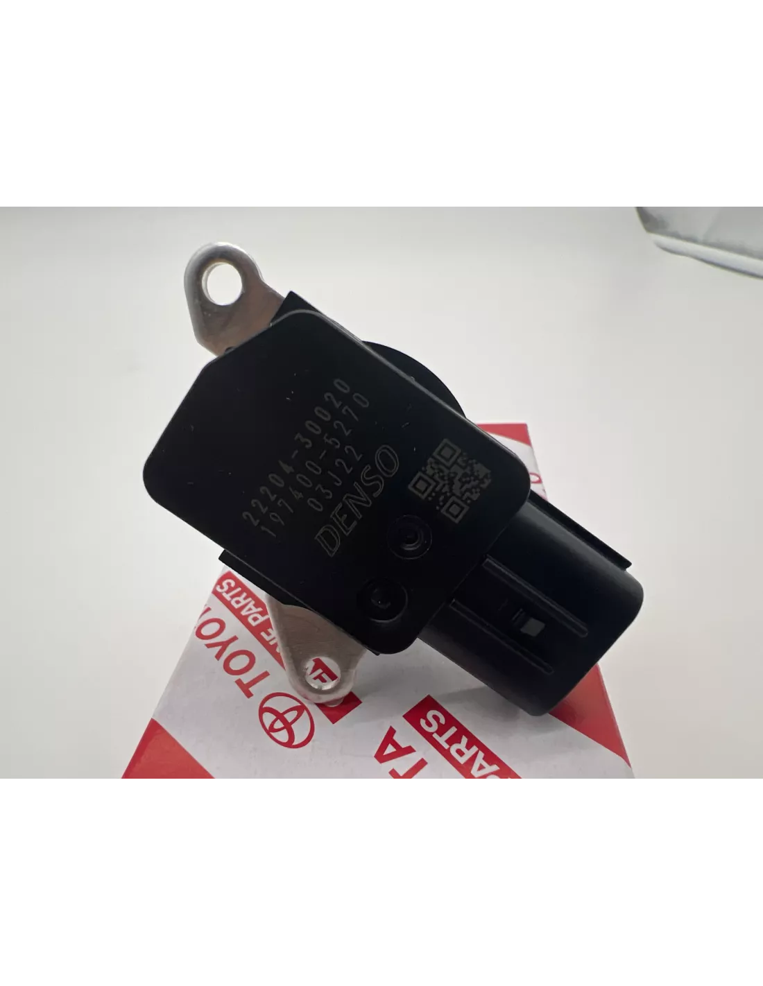 Débitmètre air admission Hilux 3.0D4-D 2012+ et KDJ15 TOYOTA -