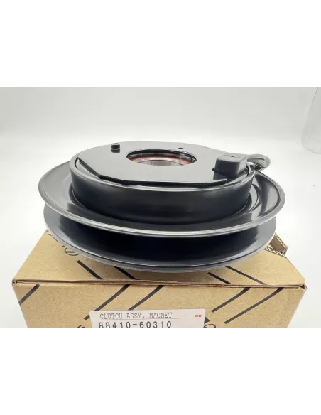 Embrayage magnétique de compresseur de climatisation HDJ80 12s TOYOTA