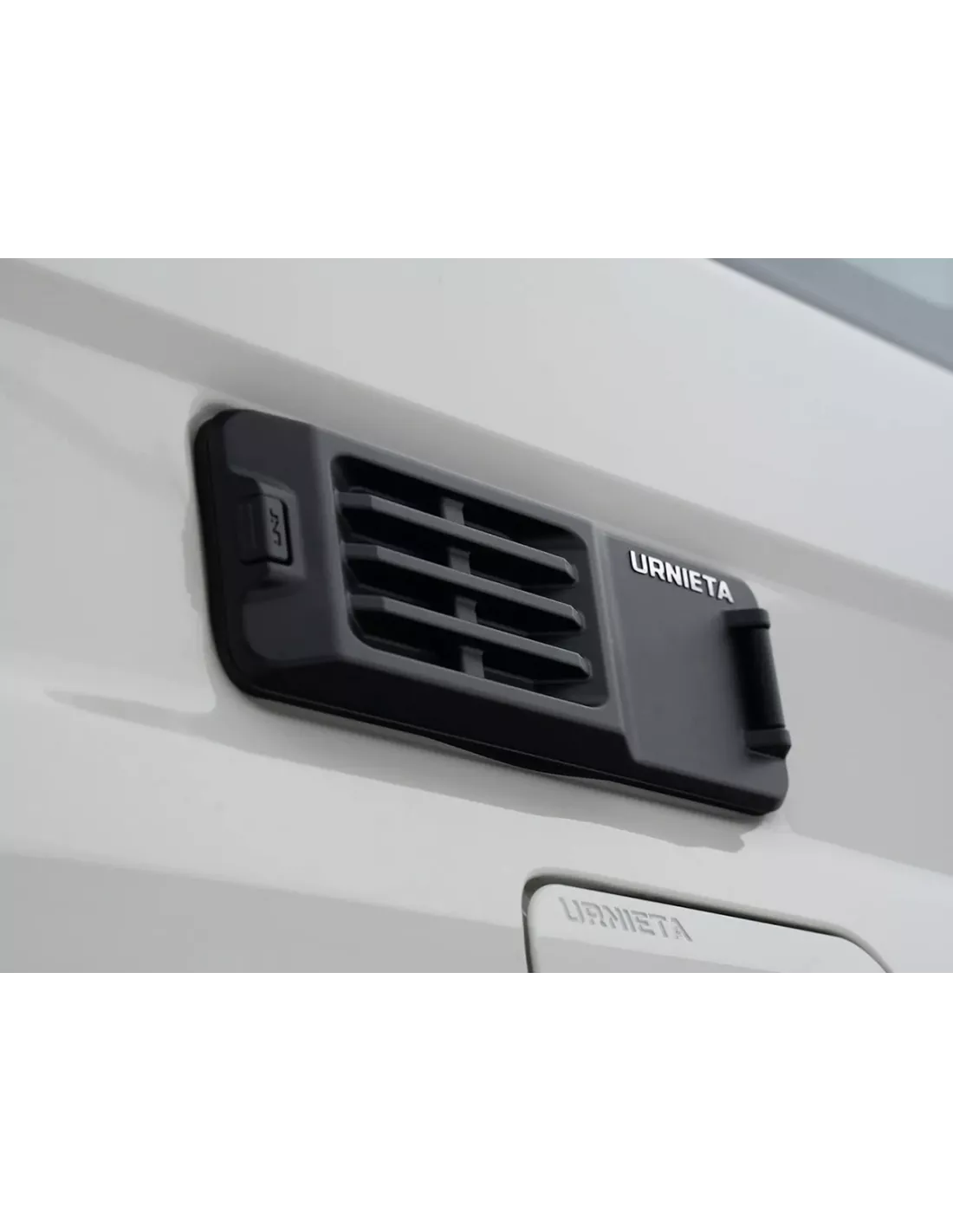 Panneau alimentation extérieur Urnieta côté droit Land Cruiser 70 -