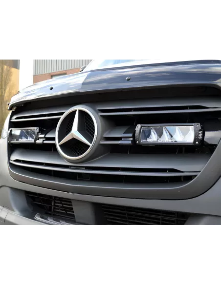 Kit intégration calandre Lazer Triple-R Elite pour Mercedes Sprinter